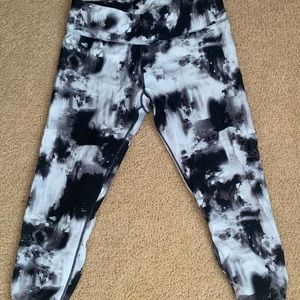 Calvin Klein leggings/capri’s